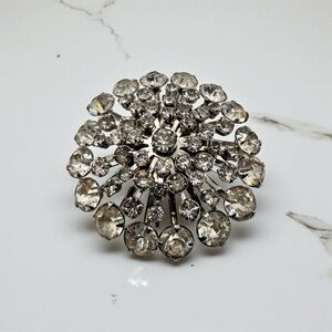 Elegant Vintage Rhinestone Crystal Brooch